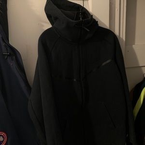 Nike tech fleece wind runner hoodie size medium